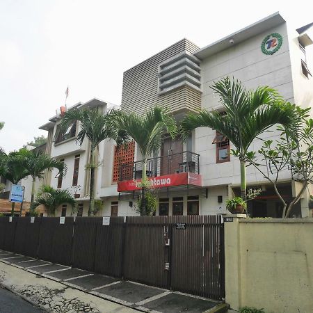 Rumah Tawa Hotel Syariah บันดุง ภายนอก รูปภาพ