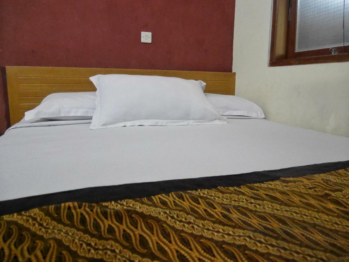 Rumah Tawa Hotel Syariah บันดุง ภายนอก รูปภาพ